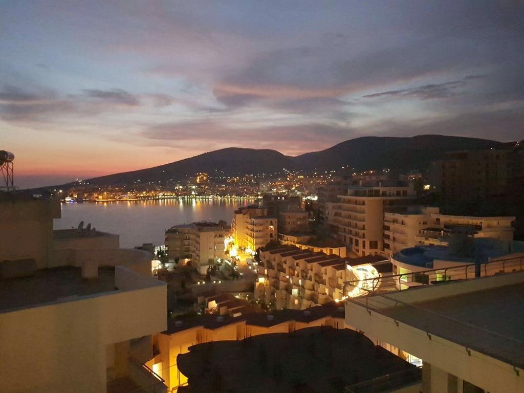 Jon'S Penthouse Daire Saranda Dış mekan fotoğraf